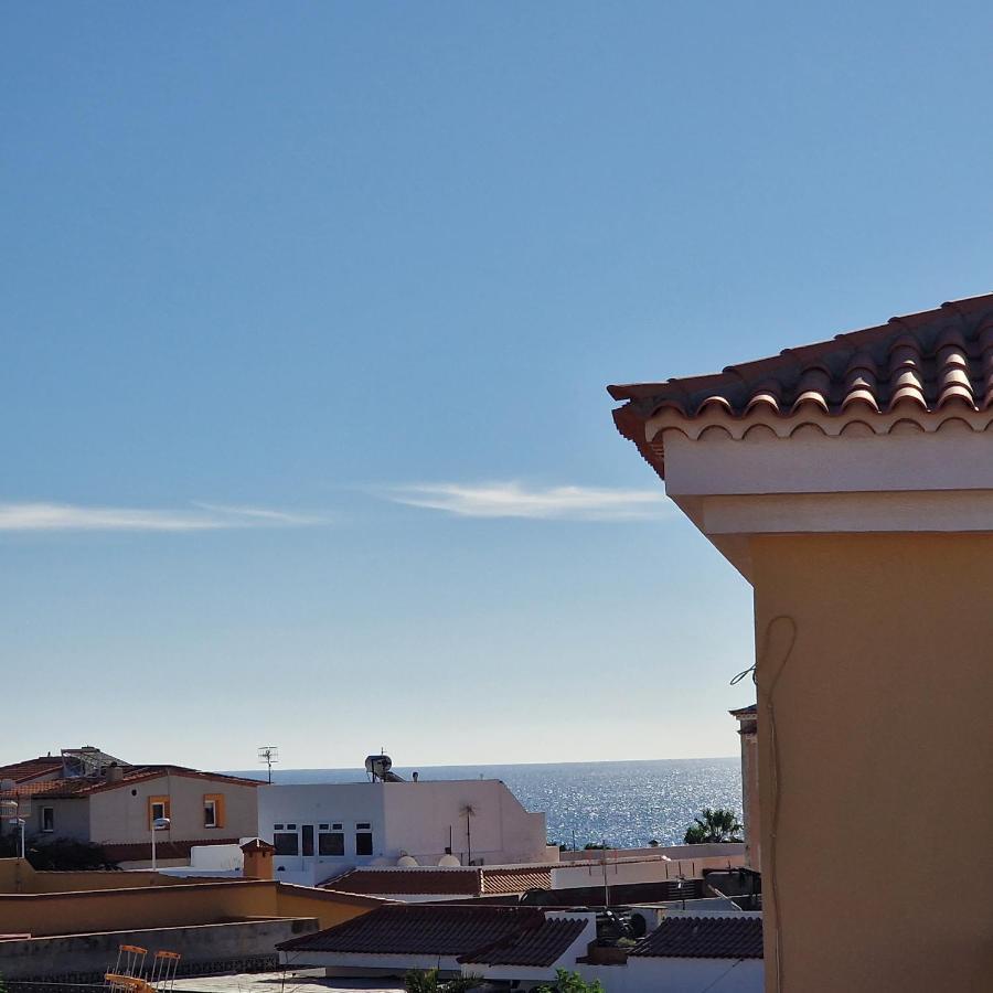 Integral 5 Coliving Bed & Breakfast El Medano  Exterior photo