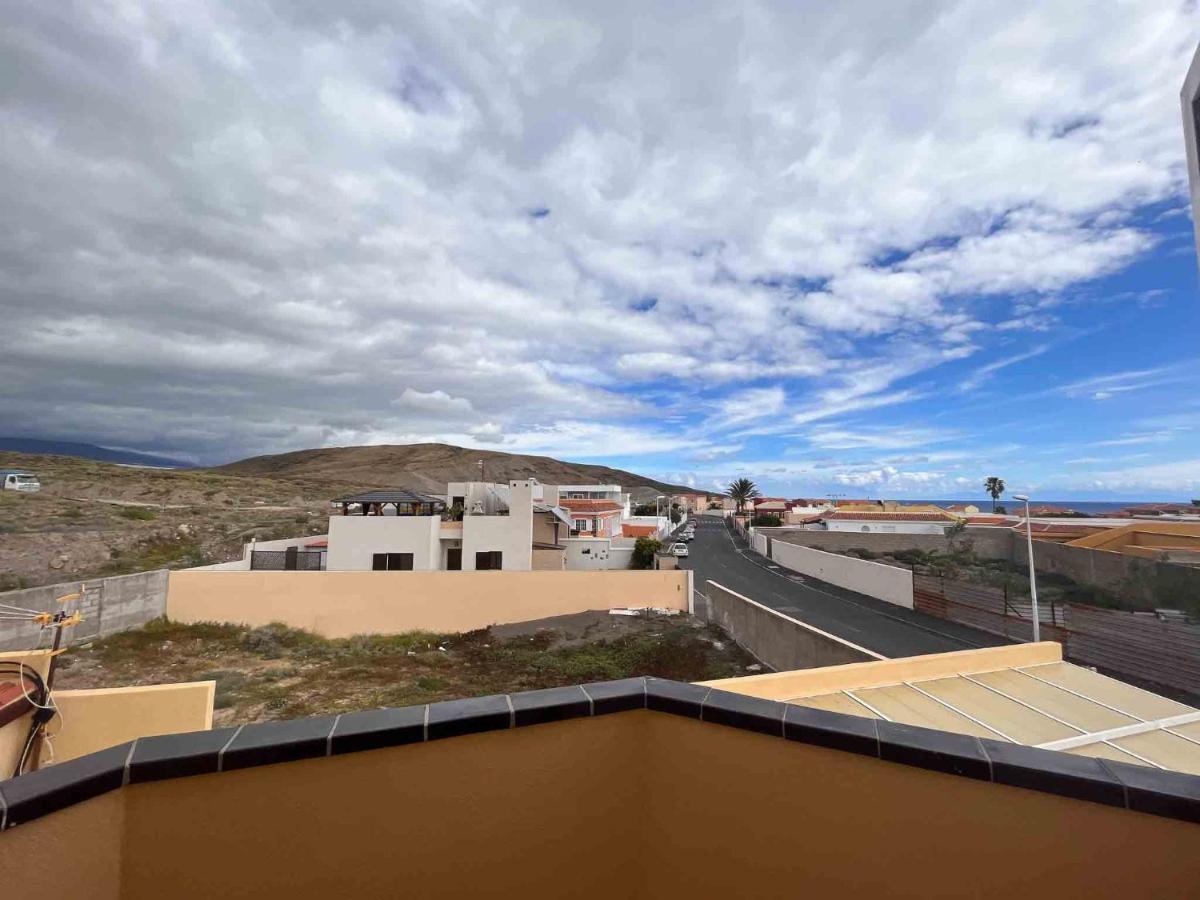 Integral 5 Coliving Bed & Breakfast El Medano  Exterior photo